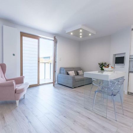 Apartments Prezydencki เคียลเซ ภายนอก รูปภาพ