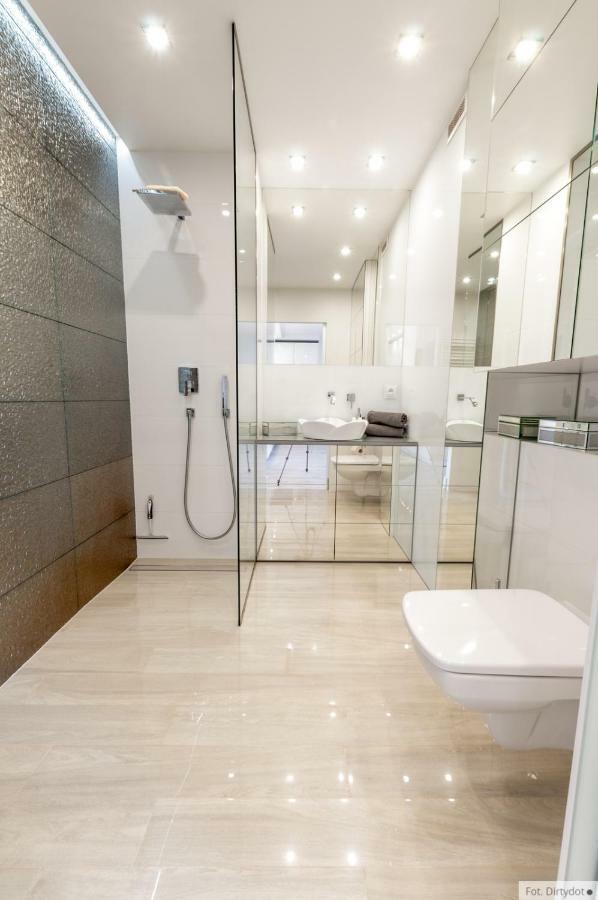 Apartments Prezydencki เคียลเซ ภายนอก รูปภาพ
